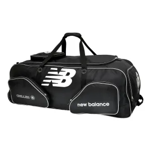 23/24 New Balance 700 Wheelie Bag