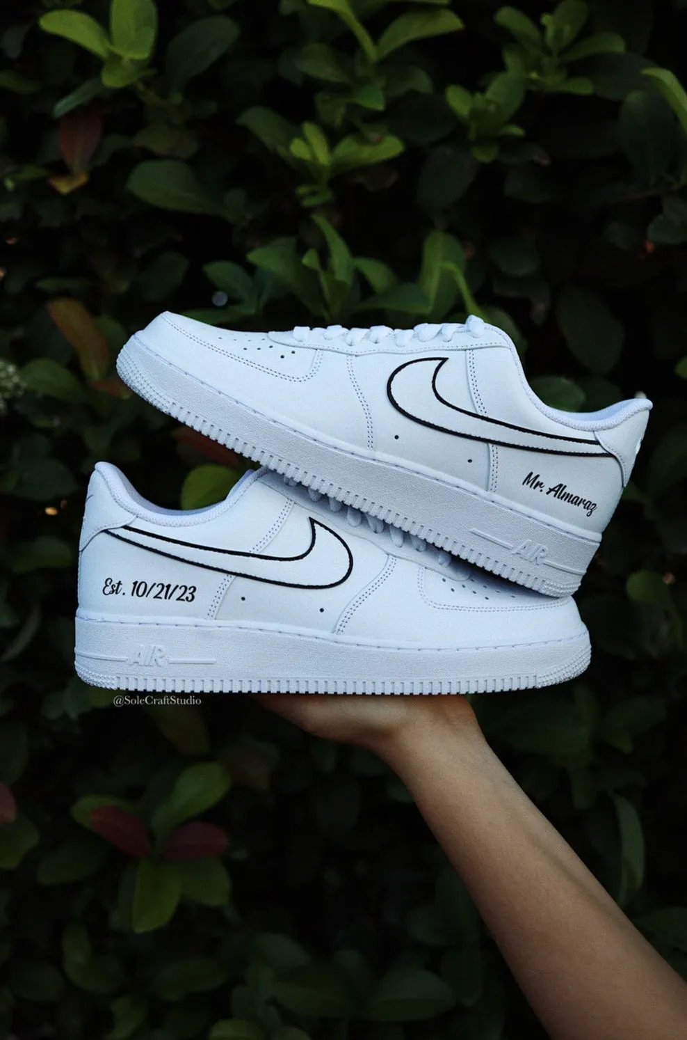 AF1 Groom Outline