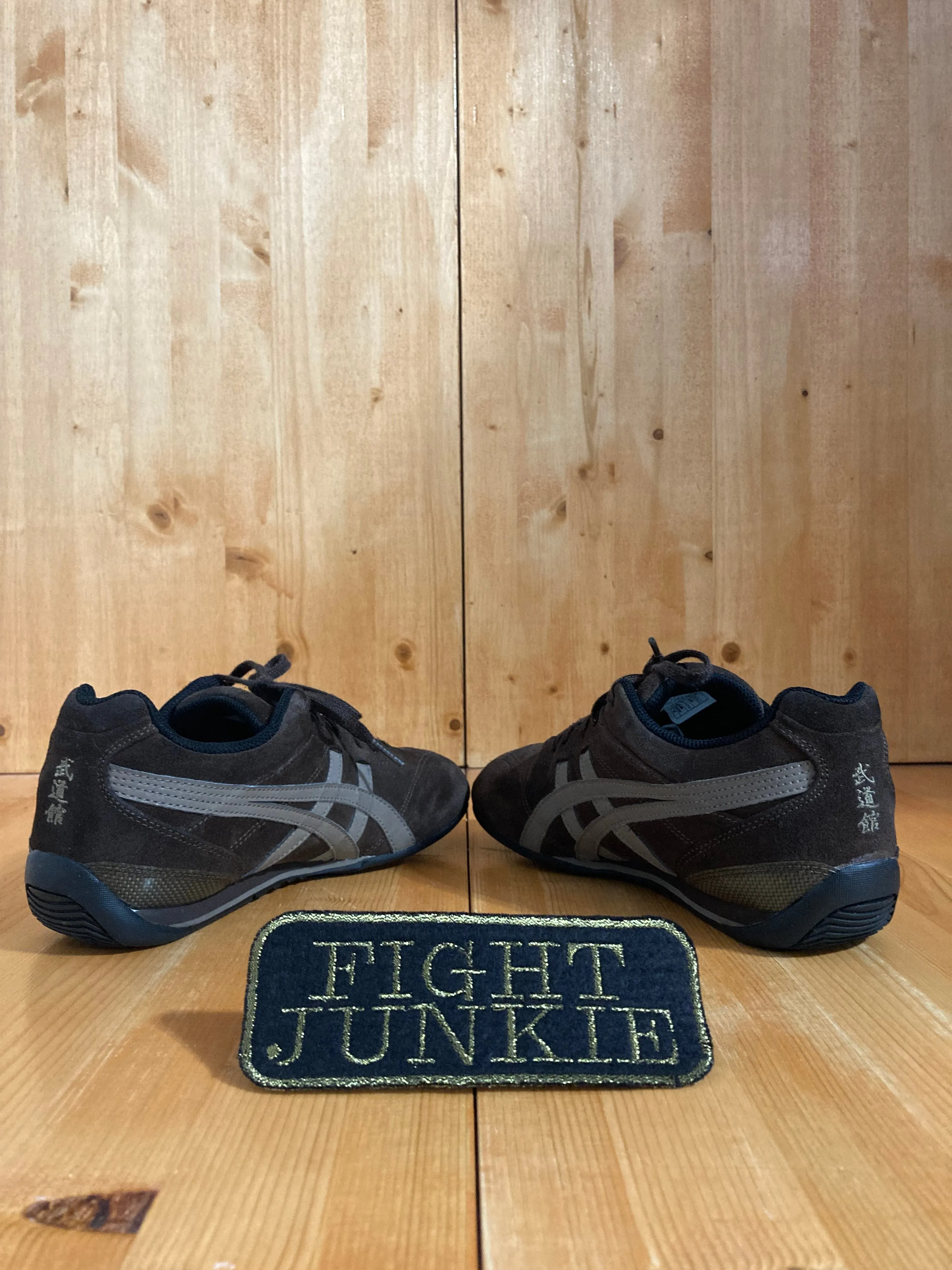 ASICS SHIHAN Youth Size 7 Suede Shoes Sneakers Brown HL8E3