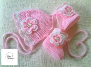 Crochet baby booties and cap/ Crochet handknitted baby beanie and shoes