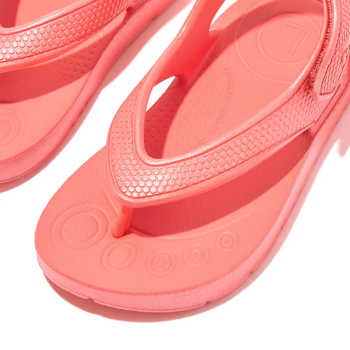 IQUSHION Kids Toddler Pearlized Back-Strap Flip-Flops