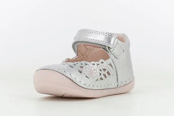 Pablosky Kids Silver Leather First Steps Girls Sandal - 090650