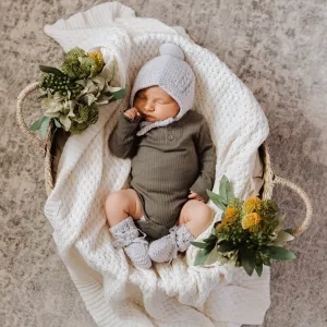 Snuggle Hunny - Merino Wool Bonnet & Booties - Grey