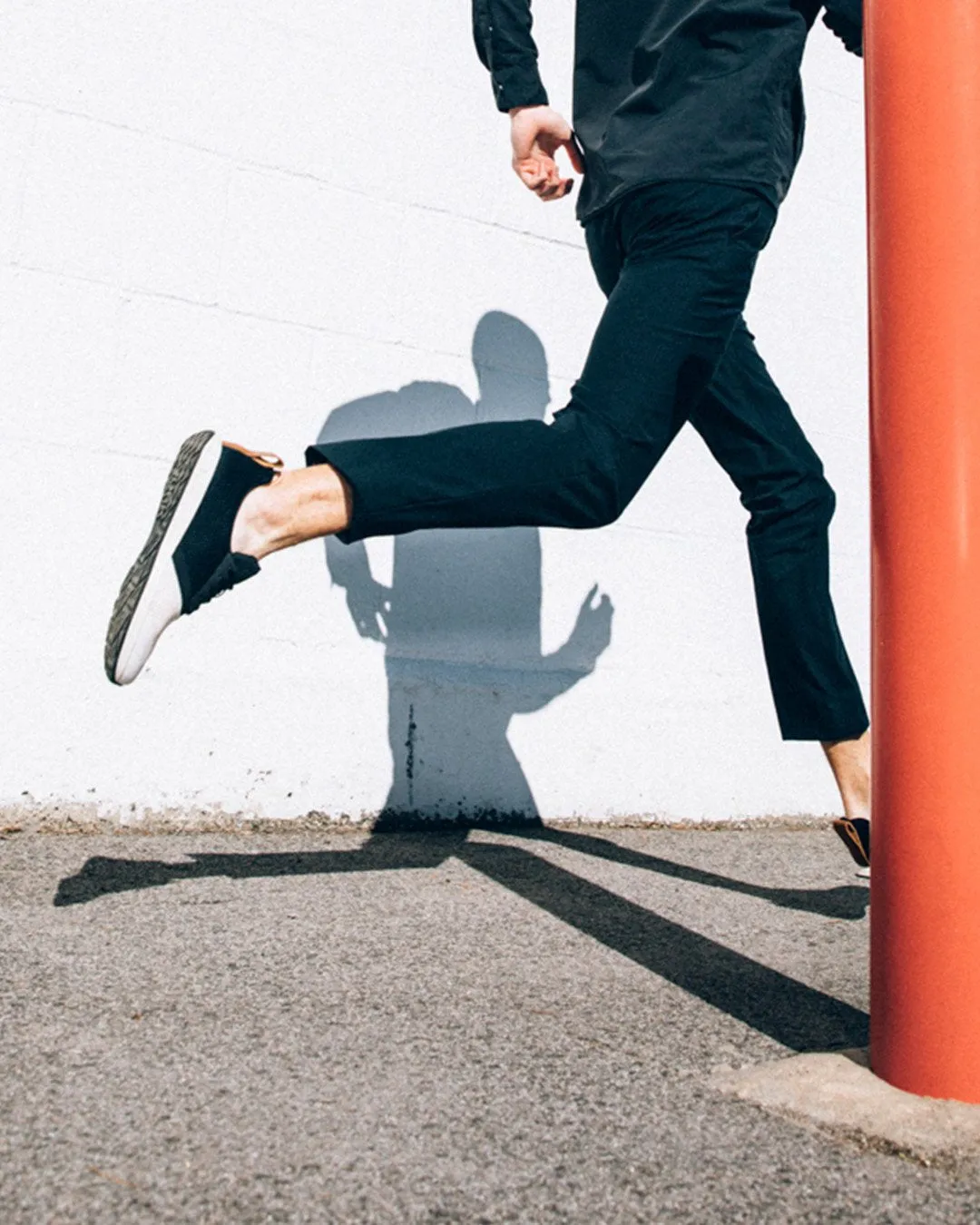 The Henry Runner / Mesh / Gray & Black by YORK Athletics Mfg.
