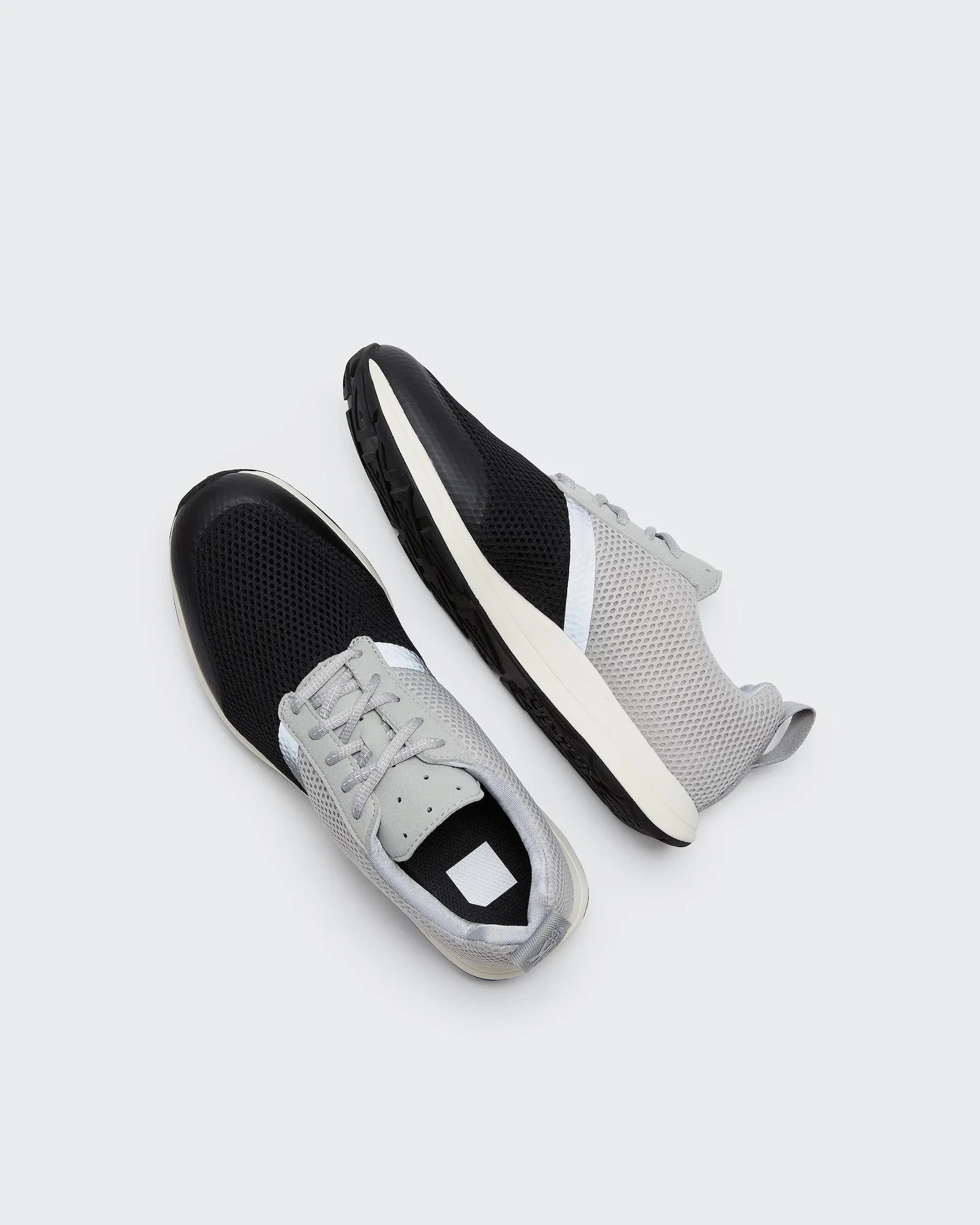 The Henry Runner / Mesh / Gray & Black by YORK Athletics Mfg.